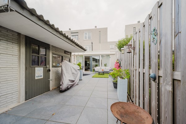 Medium property photo - Marga Klompéstraat 53, 3207 DD Spijkenisse